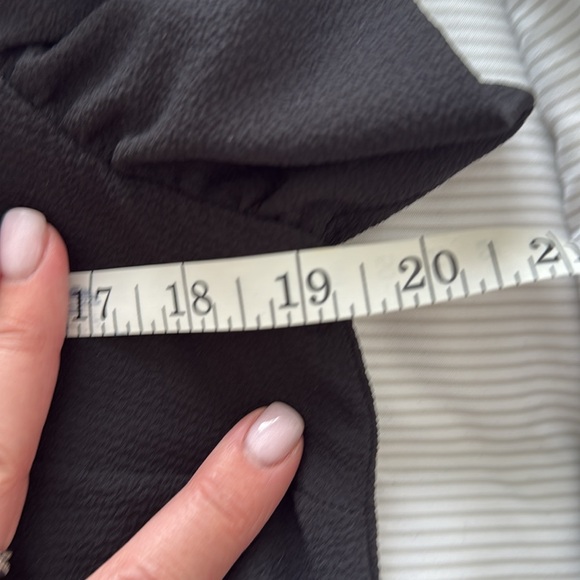 RW&CO Black Shift Dress With Ruffles Size M - Picture 5 of 5